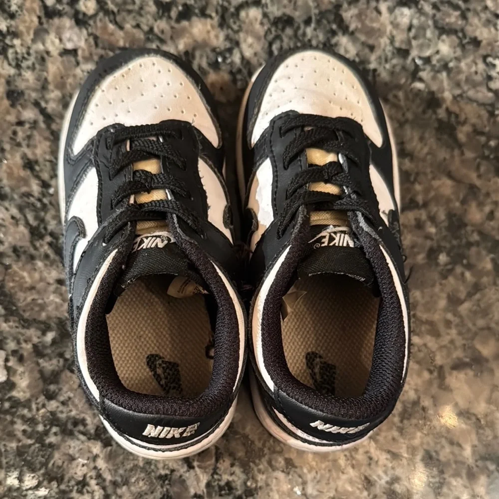 Nike slip on Black and White Sneakers EUC 8.5